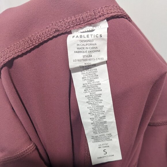 Fabletics | Cashel Foldover PureLuxe Legging in Dark Rouge - Picture 4 of 9